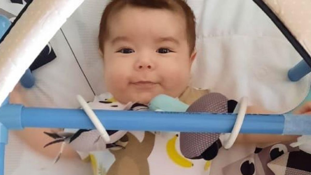 Rafita lo ha logrado: el bebé chileno ya tiene el medicamento más caro del mundo gracias al 'crowdfunding' Rafita lo ha logrado: el bebé chileno ya tiene el medicamento más caro del mundo gracias al 'crowdfunding'