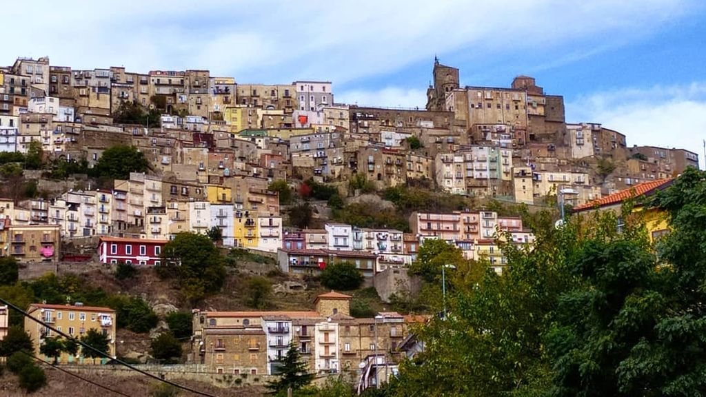 Casas a un euro en Tronia, Italia
