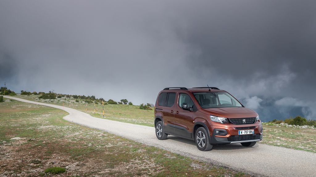 PEUGEOT RIFTER 8
