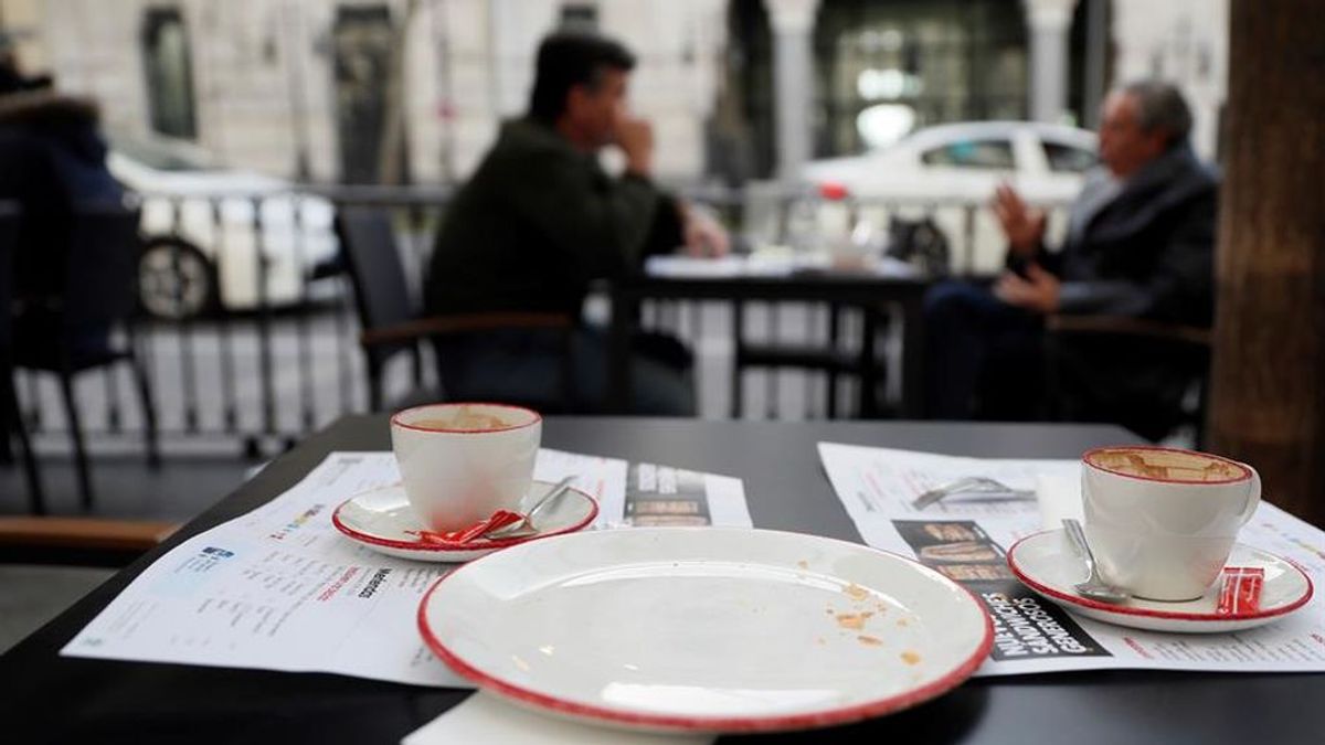 Vista de la terraza de una cafetería