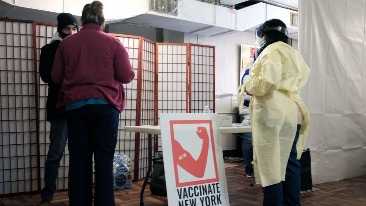 Las personas vacunadas en el mundo contra el covid ya son más que las contagiadas