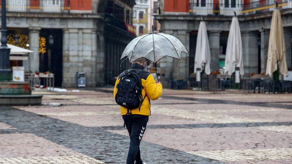 Las temperaturas se desploman hasta 10 grados este fin de semana y vuelven las lluvias Las temperaturas se desploman hasta 10 grados este fin de semana y vuelven las lluvias