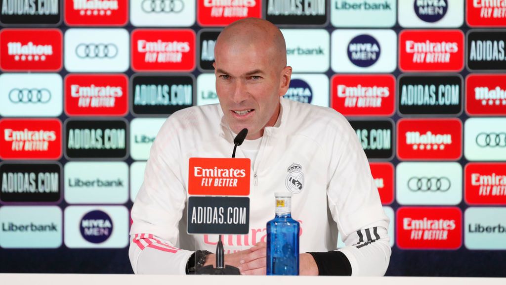 Zidane explota en su rueda de prensa más polémica