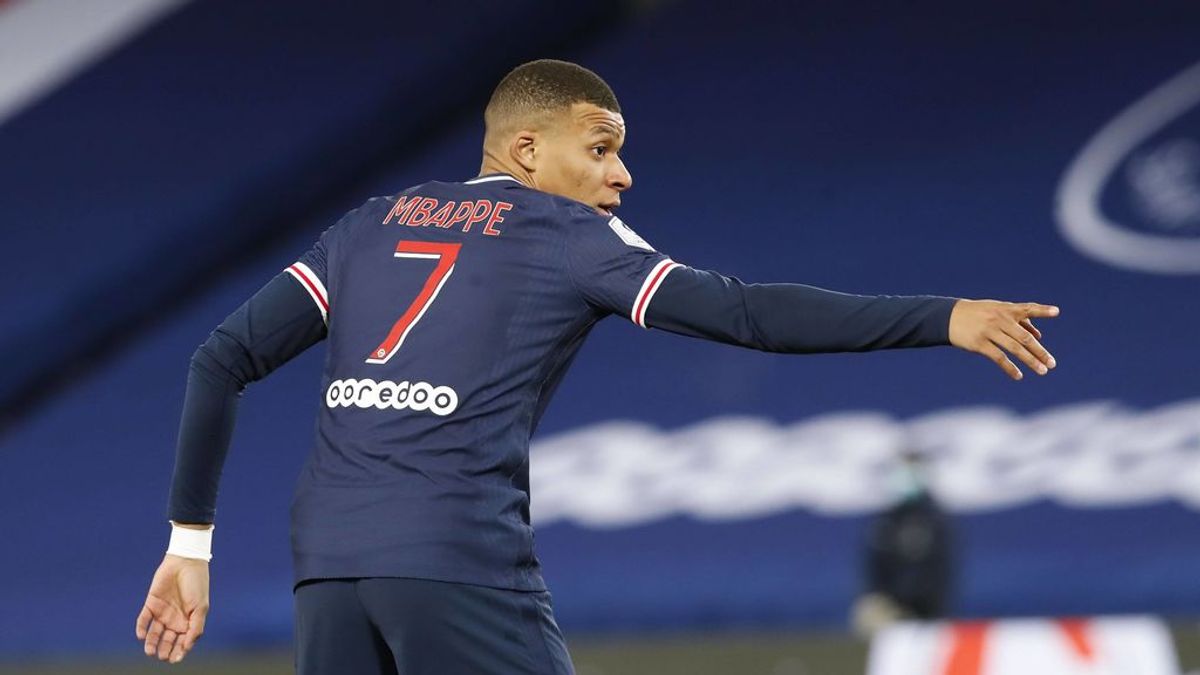 Mbappé se quedaría en el PSG, pero con una condición: la cláusula que podría favorecer al Real Madrid Mbappé se quedaría en el PSG, pero con una condición: la cláusula que podría favorecer al Real Madrid