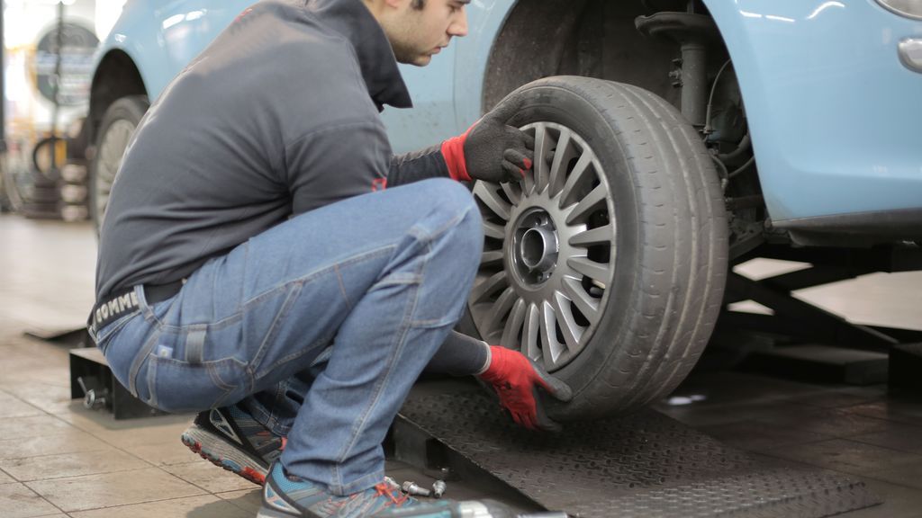 ¿pierde mi coche garantía si no lo llevo al  taller oficial?