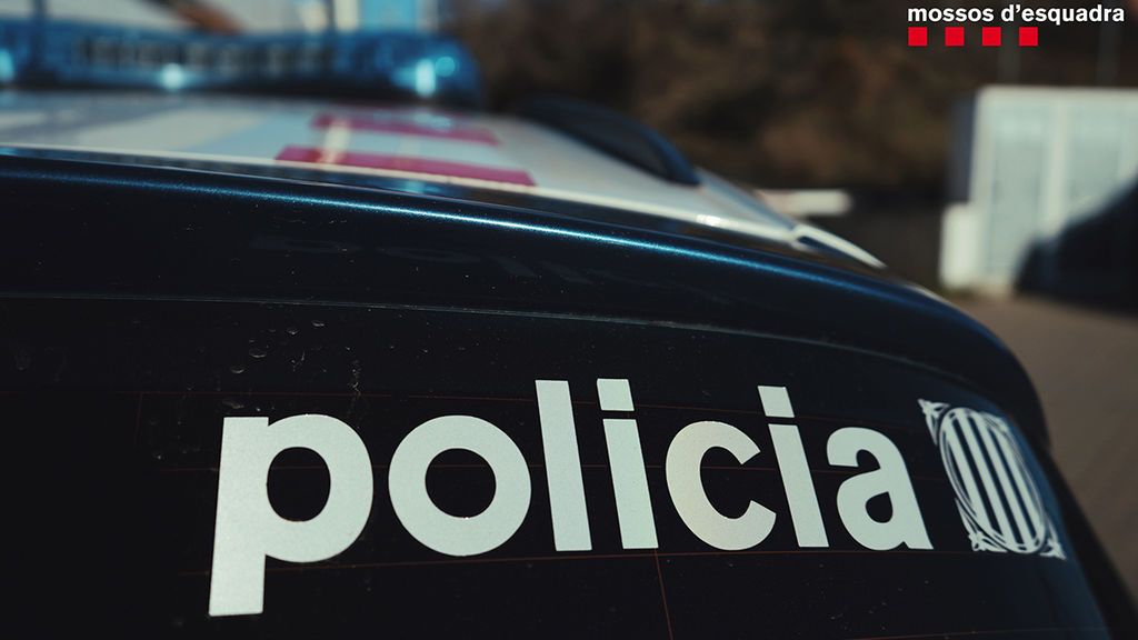 Denunciado por presuntas amenazas con un rifle a independentistas en un video Denunciado por presuntas amenazas con un rifle a independentistas en un video