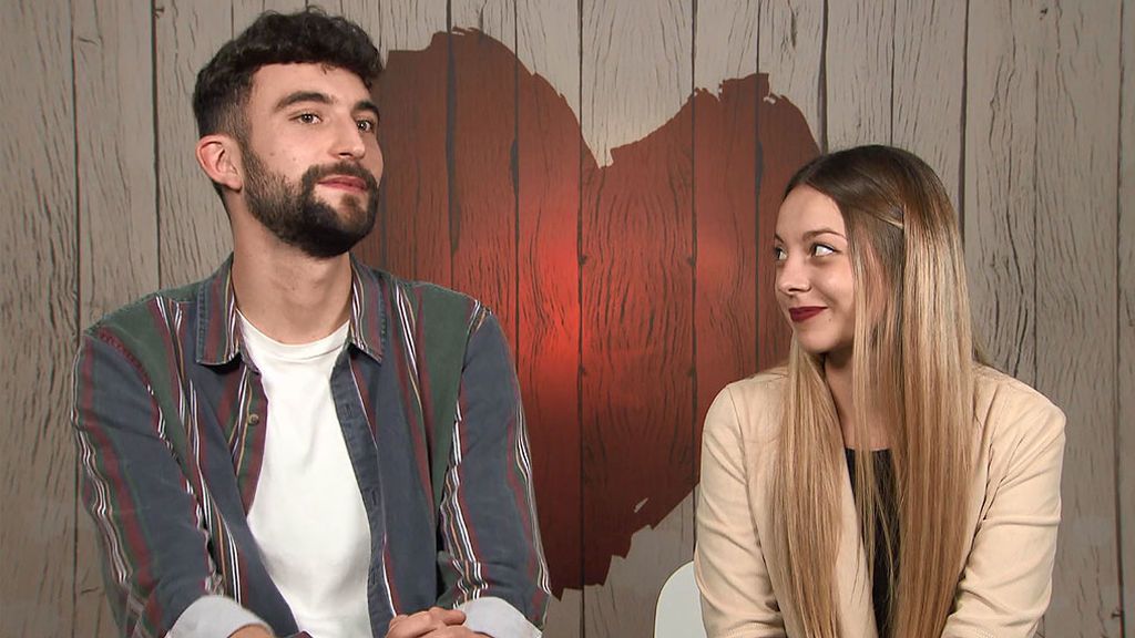 Yago y Laura en el programa 'First Dates'