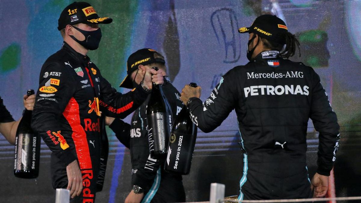 Mercedes desmiente la cláusula 'antiverstappen' en la renovación de Hamilton: ¿en qué consiste?