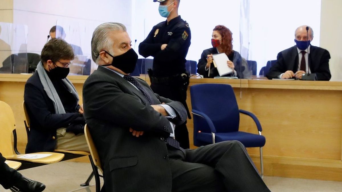 La Fiscalía Anticorrupción niega haber filtrado la última confesión de Bárcenas La Fiscalía Anticorrupción niega haber filtrado la última confesión de Bárcenas