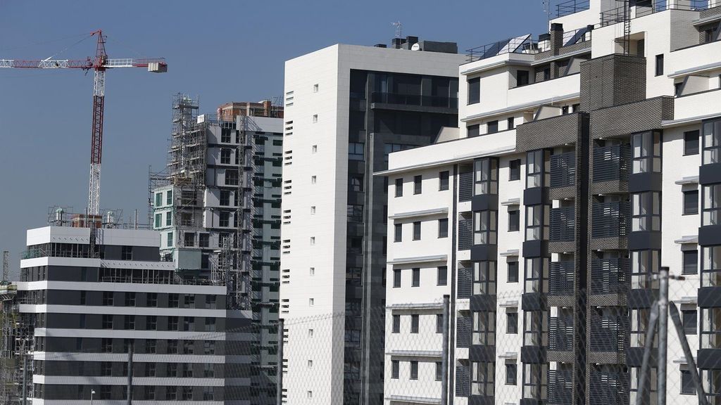 Podemos propone aplicar un impuesto a las vivienda vacías en la nueva Ley para que salgan al mercado Podemos propone aplicar un impuesto a las vivienda vacías en la nueva Ley para que salgan al mercado