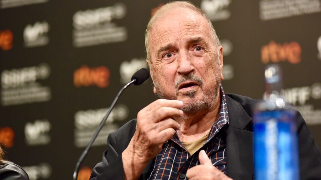 Muere a los 89 años el guionista francés Jean-Claude Carrière, colaborador de Buñuel durante casi 20 años Muere a los 89 años el guionista francés Jean-Claude Carrière, colaborador de Buñuel durante casi 20 años
