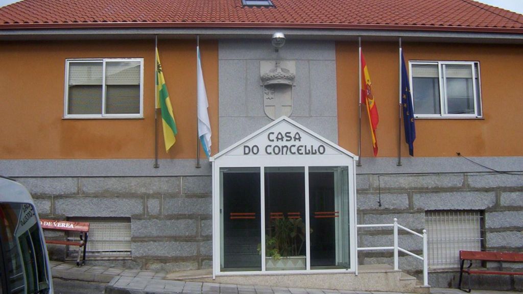 Verea: el pueblo gallego que entrega cheques de 300 euros a los recién nacidos Verea: el pueblo gallego que entrega cheques de 300 euros a los recién nacidos