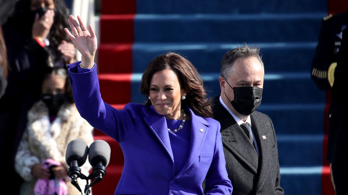 Kamala Harris entrena en Washington al más puro estilo de Sylvester Stallone en la película 'Rocky' Kamala Harris entrena en Washington al más puro estilo de Sylvester Stallone en la película 'Rocky'