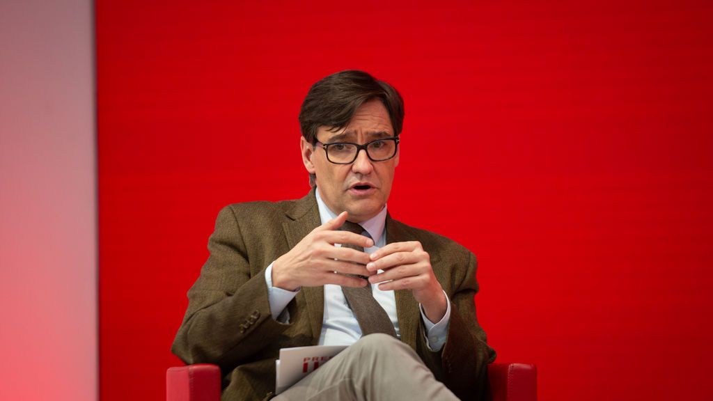 El PP sugiere que Illa se ha vacunado "irregularmente" y el PSC responde que lo hará "cuando le toque" El PP sugiere que Illa se ha vacunado "irregularmente" y el PSC responde que lo hará "cuando le toque"