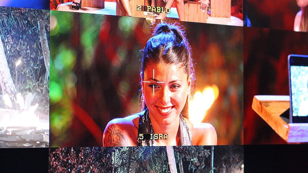 Las fotos del 'making of' de la primera hoguera de las chicas