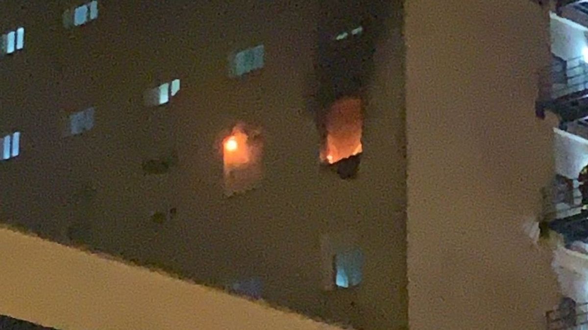 EuropaPress_3557107_incendio_planta_sexta_hospital_puerta_mar EuropaPress_3557107_incendio_planta_sexta_hospital_puerta_mar