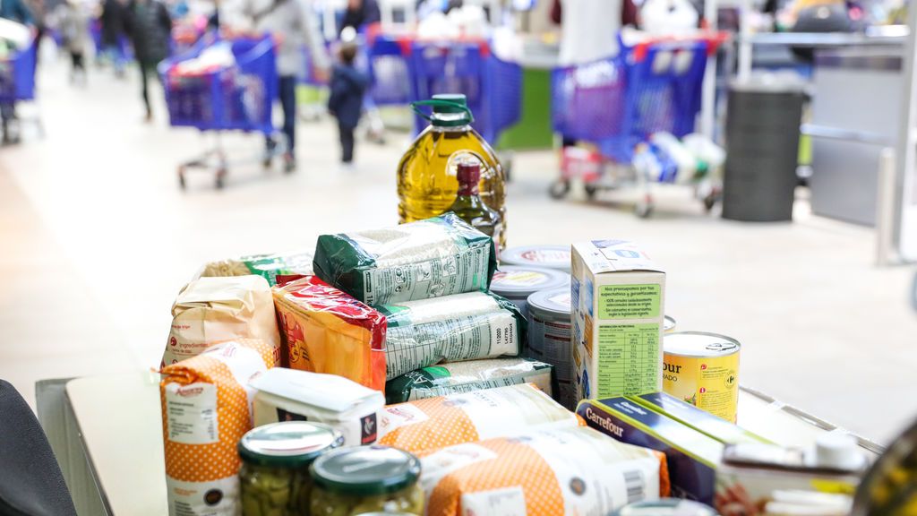 Los bancos de alimentos atienden a 1,6 millones de personas, casi 600.000 personas más que antes de la pandemia Los bancos de alimentos atienden a 1,6 millones de personas, casi 600.000 personas más que antes de la pandemia