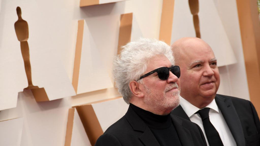 Pedro Almodóvar continúa en la carrera con 'La voz humana'