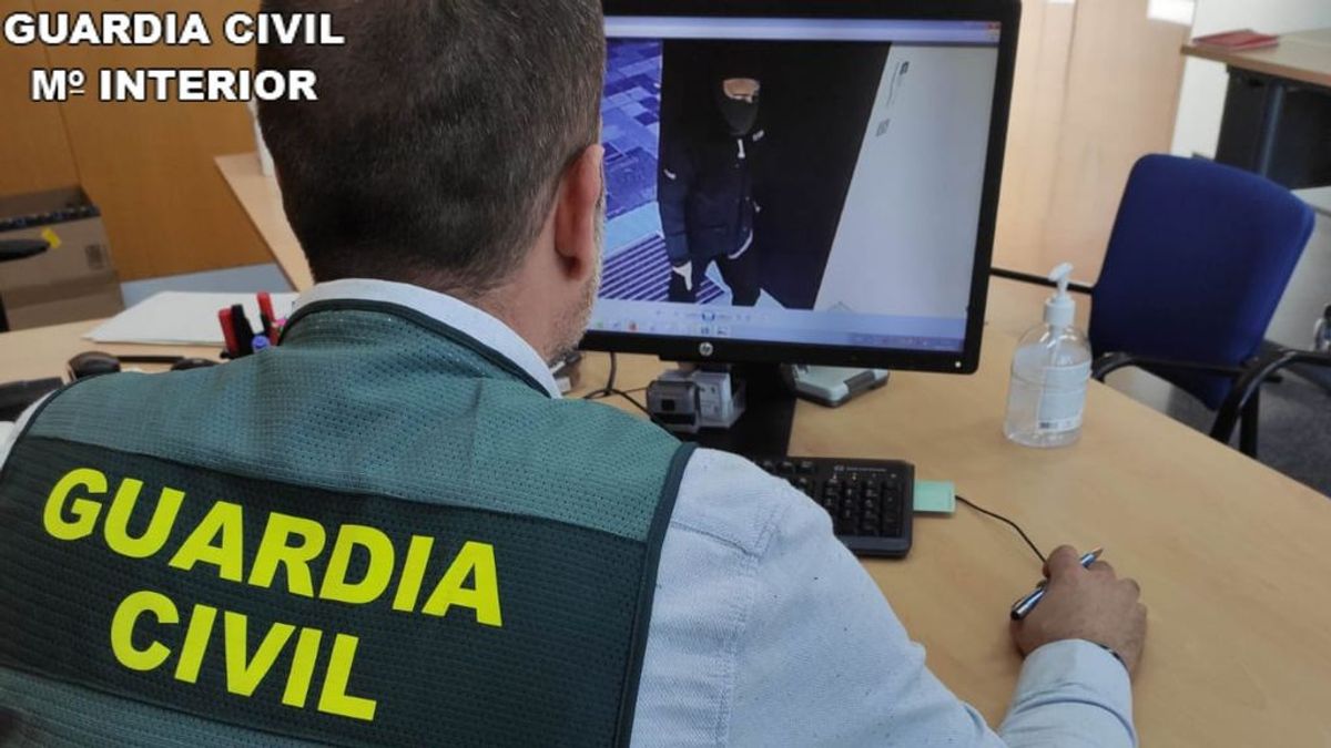 Matan a tiros a un hombre de 70 años y hieren a dos personas más en un cortijo de Granada Matan a tiros a un hombre de 70 años y hieren a dos personas más en un cortijo de Granada
