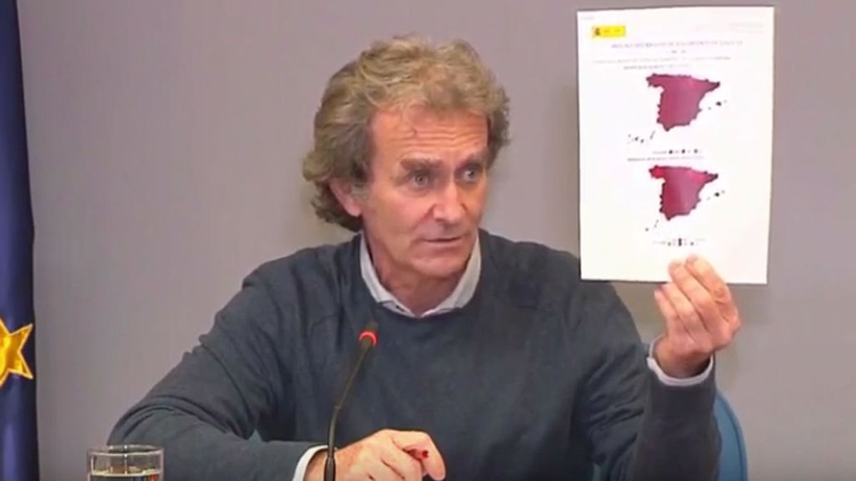 Simón: "La situación en España sigue siendo de este color, no es ni verde ni amarilla ni naranja"
