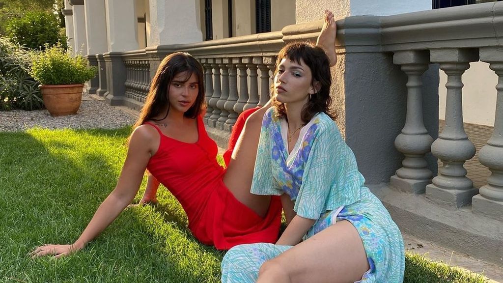 Úrsula Corberó y Nathy Peluso revolucionan Instagram con su forma de perrear: "Bailamos que parece un delito"