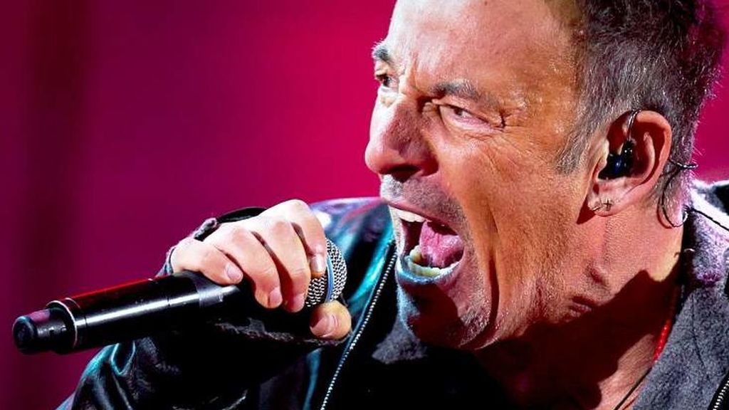 Bruce Springsteen fue arrestado por conducción imprudente y consumo de alcohol en un área cerrada