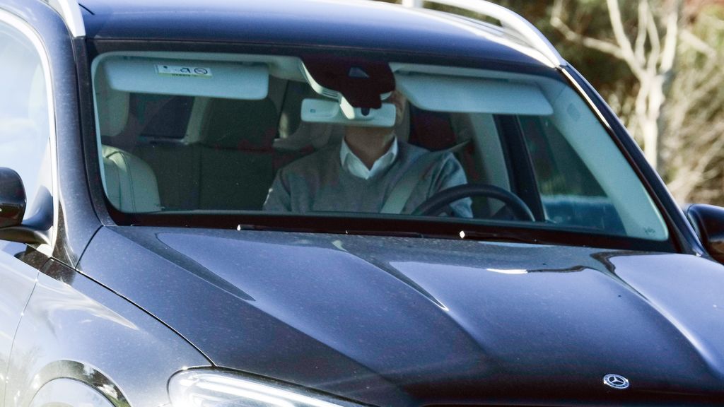 La llegada de Iker al hospital para recoger a Sara