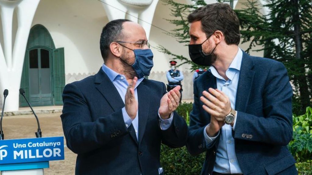 Casado confía en que el tirón de Alejandro Fernández para movilizar a los indecisos: "Nada está escrito" Casado confía en que el tirón de Alejandro Fernández para movilizar a los indecisos: "Nada está escrito"