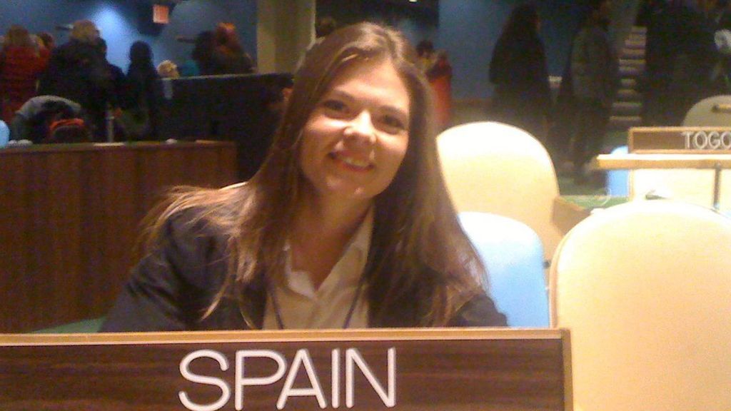 Sara en la sede de la ONU en Nueva York.
