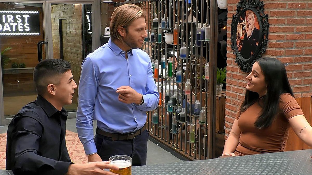 El lapsus de Matías en su debut como metre del amor en ‘First Dates’