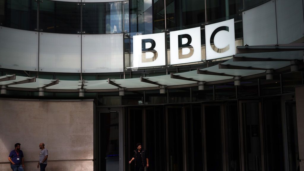 China prohíbe la emisión de la BBC en el país China prohíbe la emisión de la BBC en el país