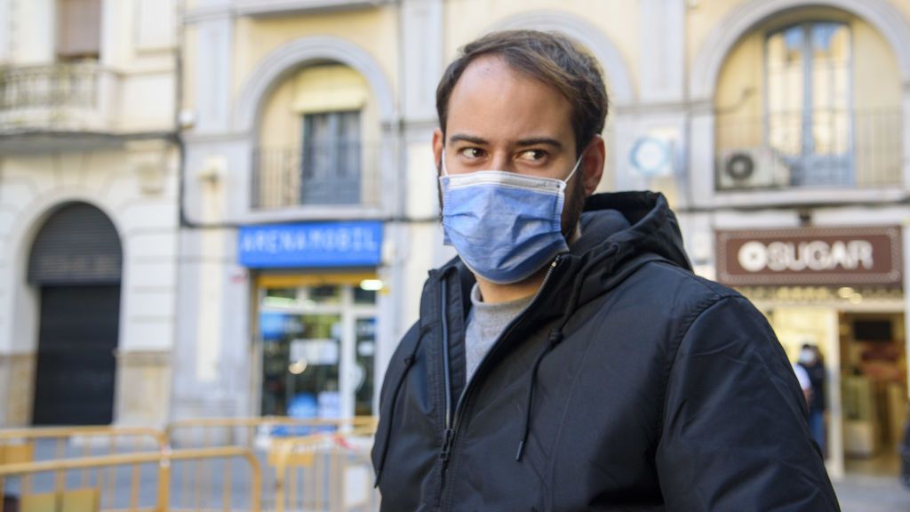 El rapero Pablo Hasél no irá voluntariamente a prisión este viernes: "Tendrán que venir a secuestrarme" El rapero Pablo Hasél no irá voluntariamente a prisión este viernes: "Tendrán que venir a secuestrarme"