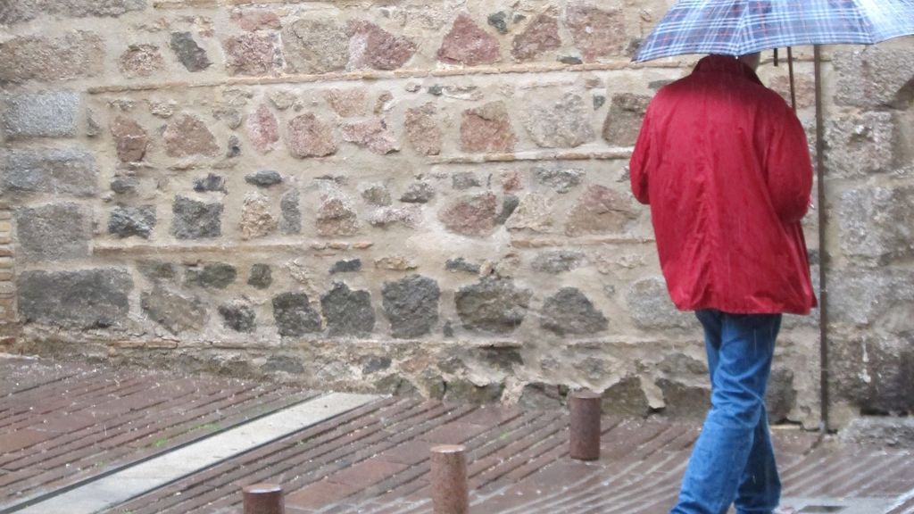 El tiempo frío y las lluvias débiles predominarán durante la jornada electoral en Cataluña El tiempo frío y las lluvias débiles predominarán durante la jornada electoral en Cataluña