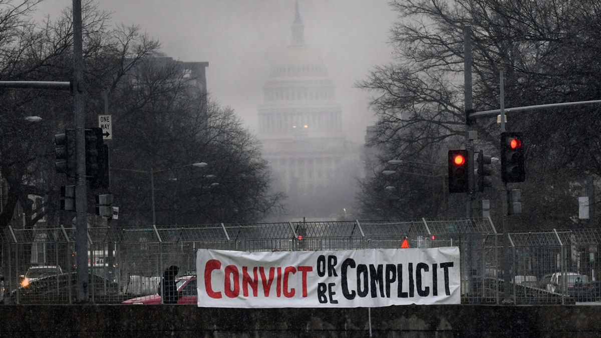 Los demócratas advierten de que si Trump es absuelto podría volver a causar violencia o inspirar a otros Los demócratas advierten de que si Trump es absuelto podría volver a causar violencia o inspirar a otros