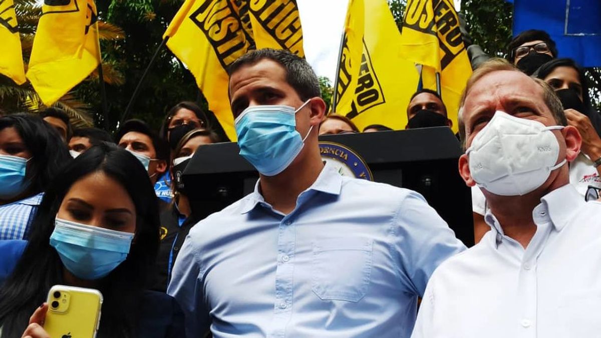 Miles de jóvenes celebran "el día de la Juventud" junto a Guiadó en Venezuela Miles de jóvenes celebran "el día de la Juventud" junto a Guiadó en Venezuela