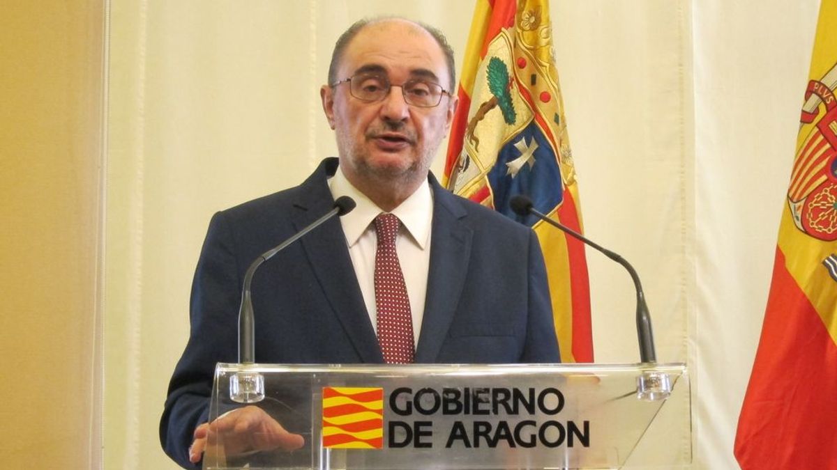 Lambán recibe el alta tras cuatro días ingresado en el Hospital Miguel Servet Lambán recibe el alta tras cuatro días ingresado en el Hospital Miguel Servet