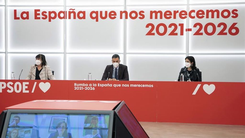 El PSOE pide a PP y Ciudadanos que rompan todos sus acuerdos con Vox tras el 14-F El PSOE pide a PP y Ciudadanos que rompan todos sus acuerdos con Vox tras el 14-F