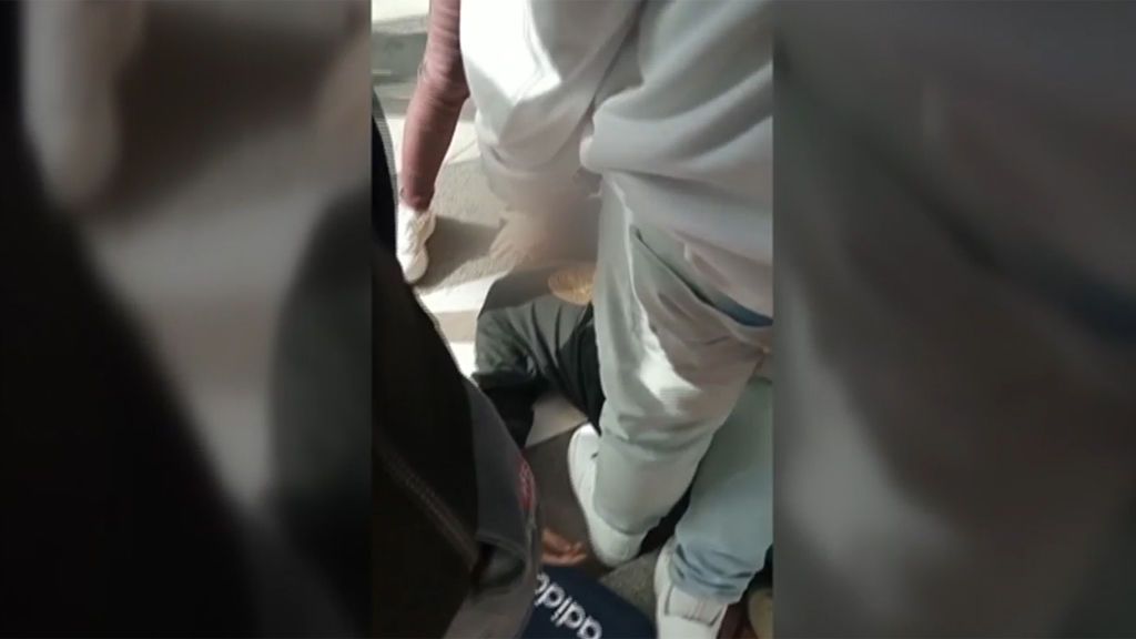 El padre del menor agredido en Málaga: "Estaba inconsciente y seguían pegándolo, los golpes fueron a la cabeza"