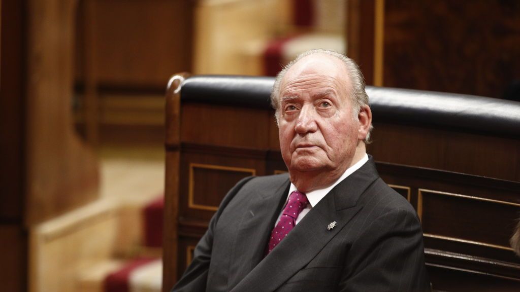 Retiran el nombre de Juan Carlos I de las calles de Pontevedra por "decencia" Retiran el nombre de Juan Carlos I de las calles de Pontevedra por "decencia"