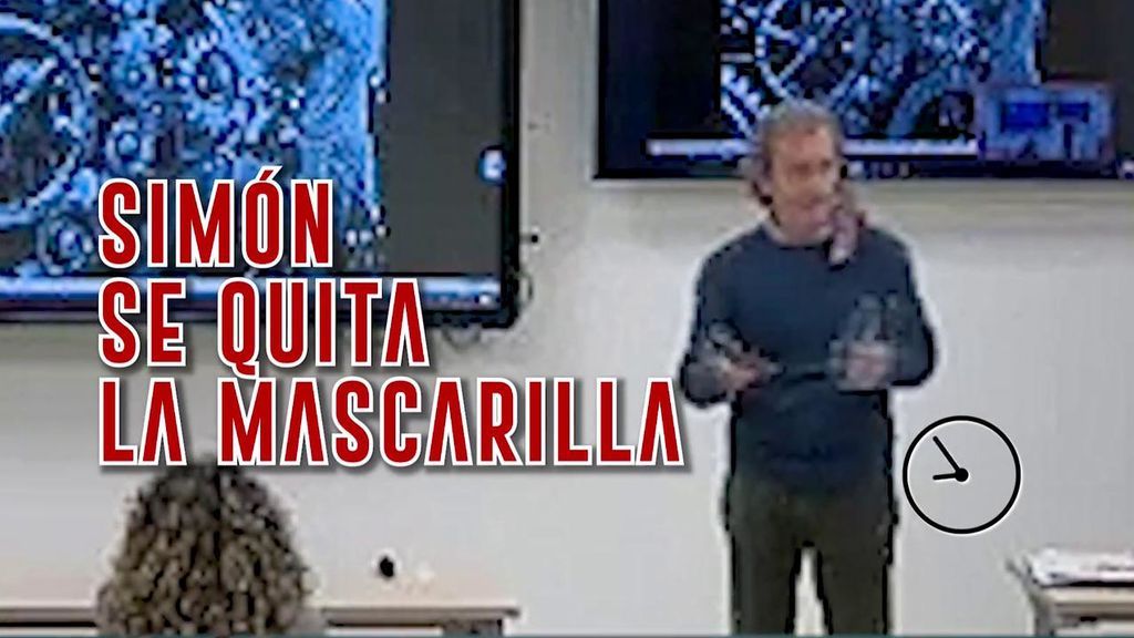 Fernando Simón, más de dos minutos sin mascarilla, en una charla en la universidad