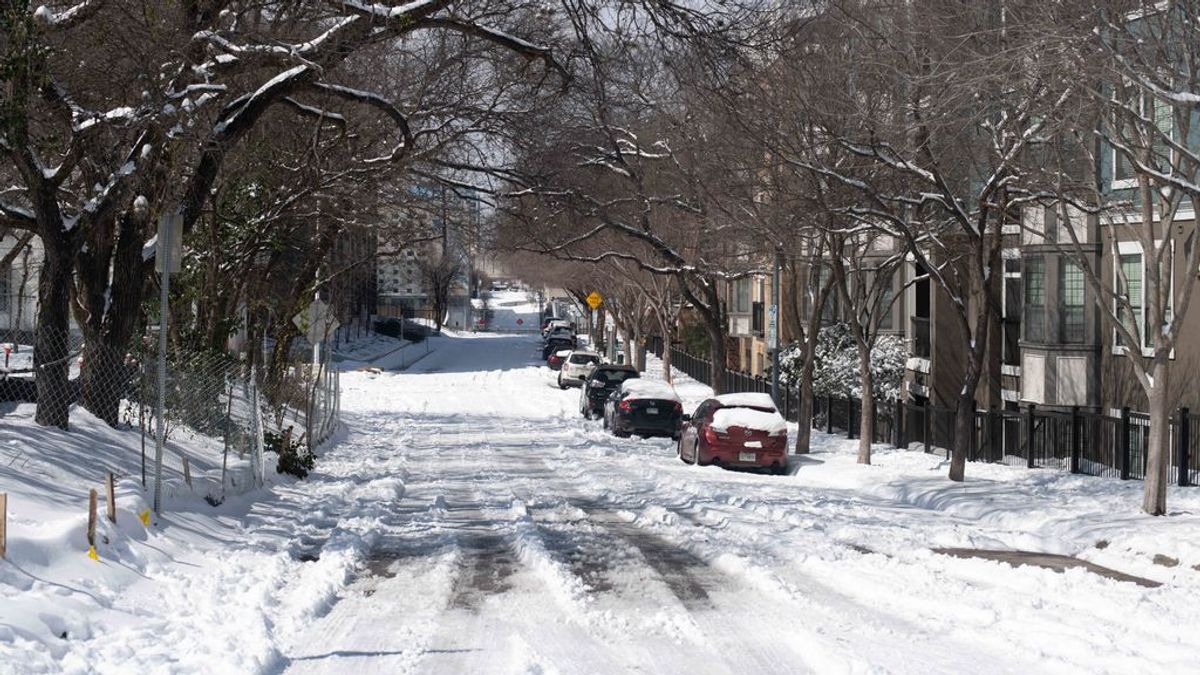 El temporal invernal 'Uri' mantiene en alerta a EEUU y llega con nieve a México