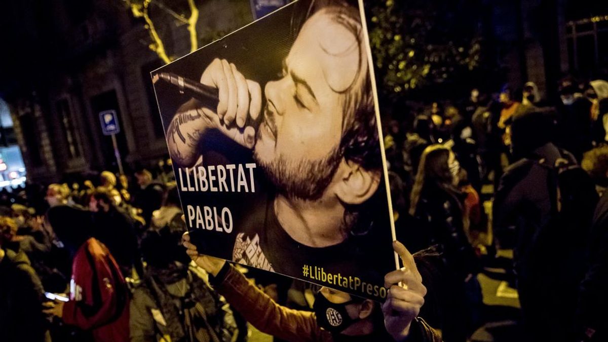 Kiko Veneno y otros representantes de la cultura reaccionan ante la detención en Lleida de Pablo Hasél