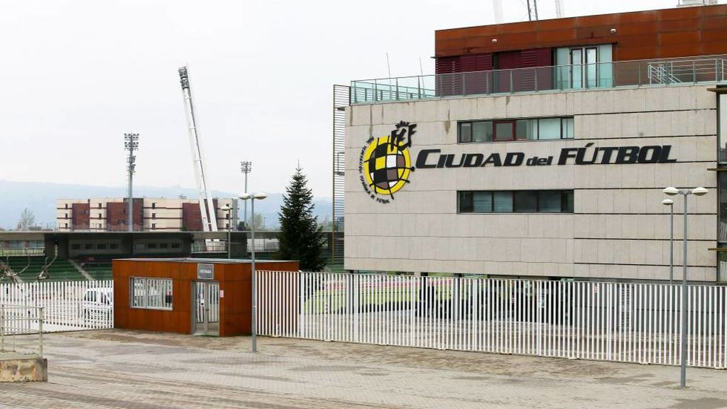 La Ciudad del Fútbol de Las Rozas se convertirá en un centro de vacunación contra el coronavirus La Ciudad del Fútbol de Las Rozas se convertirá en un centro de vacunación contra el coronavirus
