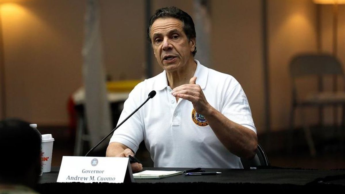 El gobernador de Nueva York defiende su gestión de los geriátricos pero admite cierta culpa en el escándalo El gobernador de Nueva York defiende su gestión de los geriátricos pero admite cierta culpa en el escándalo