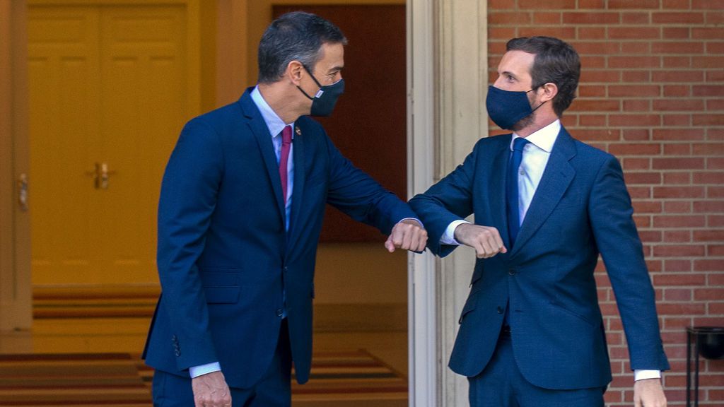 Sánchez llama a Casado para intentar cerrar el acuerdo de renovación del CGPJ Sánchez llama a Casado para intentar cerrar el acuerdo de renovación del CGPJ