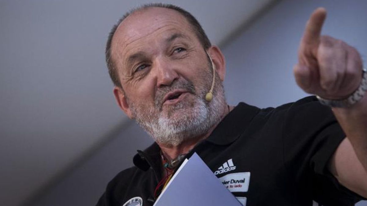 Juanito Oiarzabal recibe el alta tras 20 días ingresado por coronavirus: "Es uno de los días más felices de mi vida" Juanito Oiarzabal recibe el alta tras 20 días ingresado por coronavirus: "Es uno de los días más felices de mi vida"