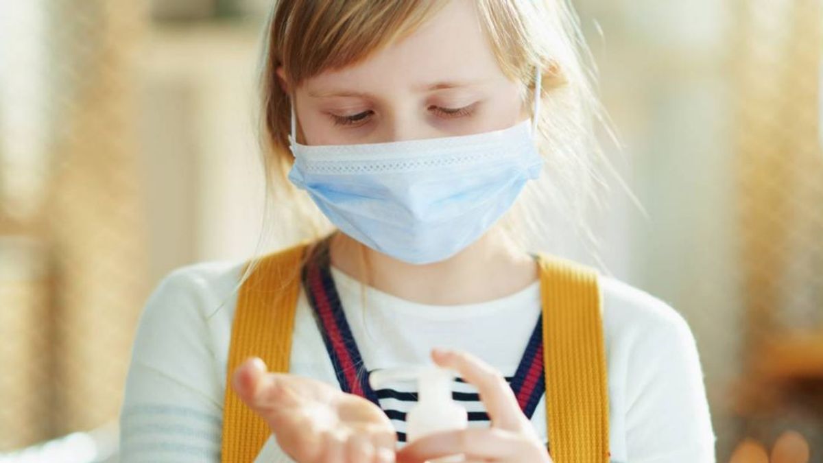¿Y si el virus muta contra niños y jóvenes? Un estudio descubre por qué son más inmunes