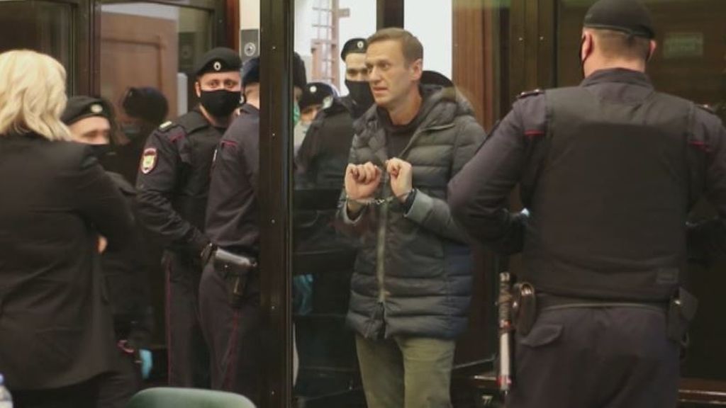 El Tribunal Europeo de Derechos Humanos pide la liberación "inmediata" de Navalny El Tribunal Europeo de Derechos Humanos pide la liberación "inmediata" de Navalny