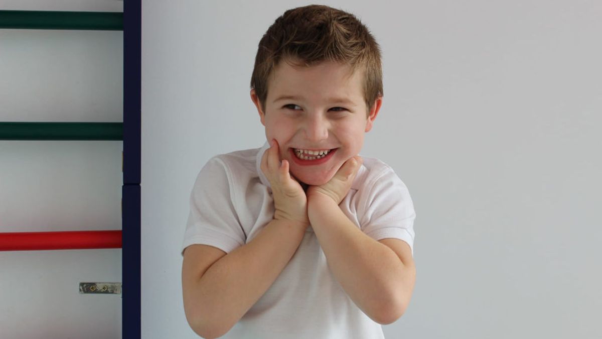 Martín tiene cinco años y hace cuatro que le diagnosticaron el Síndrome de Angelman