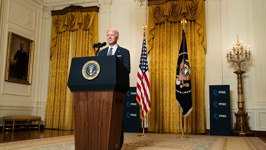 Biden promete 4.000 millones de dólares para vacunas en todo el mundo y le dice a Europa: “Estados Unidos ha vuelto” Biden promete 4.000 millones de dólares para vacunas en todo el mundo y le dice a Europa: “Estados Unidos ha vuelto”